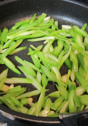自家製セロリのにんにく炒め-レシピのメイン写真