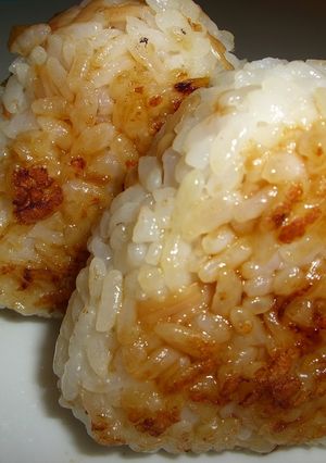 チーズinなめたけ焼きおにぎり✿-レシピのメイン写真