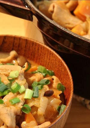 コチジャンでピリッと！モツ野菜煮込み-レシピのメイン写真