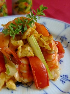 エビと夏野菜のさっぱりシーザー炒め-レシピのメイン写真