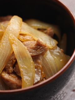 たまねぎたっぷり生姜焼き-レシピのメイン写真