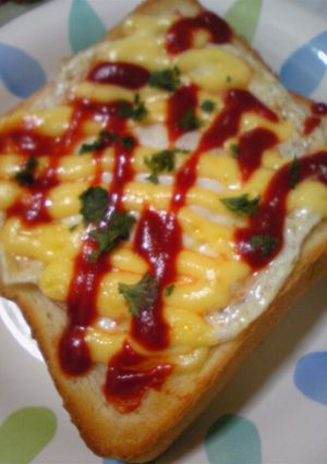 ボリュームたっぷり目玉トースト！-レシピのメイン写真