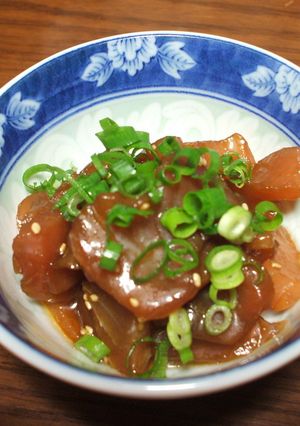 簡単おつまみ☆マグロの漬け　ユッケ風味-レシピのメイン写真