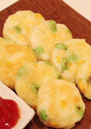 焼くからヘルシー☆枝豆コーンポテト♪-レシピのメイン写真