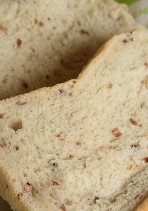 サイダーで煮小豆入り食パン（ＨＢ使用）-レシピのメイン写真