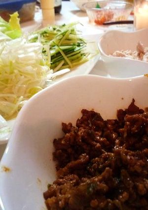 肉味噌とｻｻﾐの簡単ﾚﾀｽ巻き-レシピのメイン写真