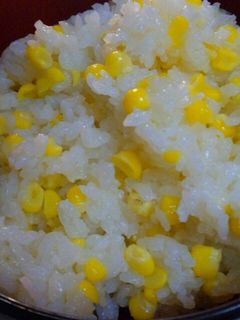 簡単美味しい☆とうもろこしの炊き込みご飯-レシピのメイン写真
