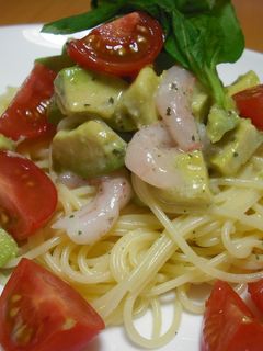 甘エビとアボカドの手抜き冷製パスタ-レシピのメイン写真