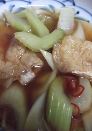 セロリ嫌いに捧ぐ☆セロリの丸ごときんぴら-レシピのメイン写真