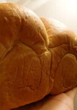 バナナでしっとりもっちり食パン♫手捏ね♫-レシピのメイン写真
