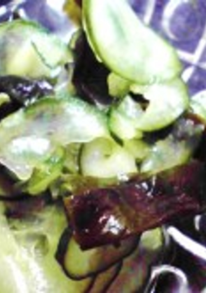 食欲の無いときに！胡瓜とワカメの酢の物-レシピのメイン写真