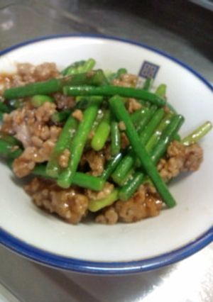 にんにくの芽と挽肉のオイスター炒め-レシピのメイン写真