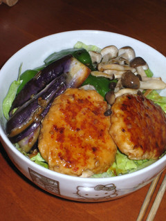 焼肉のタレで★野菜たっぷり・つくね丼-レシピのメイン写真