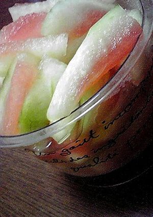西瓜の皮で◇和風サラダ風浅漬け-レシピのメイン写真