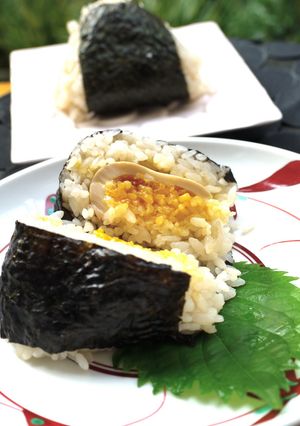 巷で人気!半熟煮卵おにぎり-レシピのメイン写真
