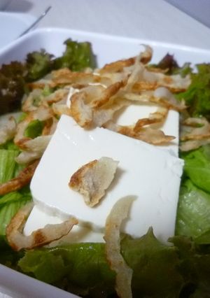 豆腐サラダ♪ちくわチップをのせて…-レシピのメイン写真