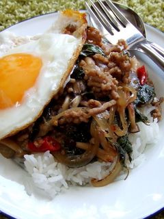 タイのバジル炒めごはん☆本格的ガパオ-レシピのメイン写真