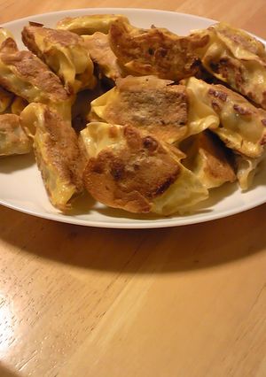 市販の餃子でピカタ-レシピのメイン写真