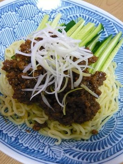 肉味噌で。ジャージャー麺。-レシピのメイン写真