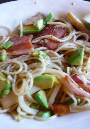アボカド・ベーコン・エリンギのパスタ-レシピのメイン写真