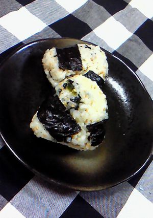 混ぜるだけ☆焼肉屋（？）のわかめごはん-レシピのメイン写真