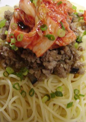 ひき肉とキムチのスタミナパスタ-レシピのメイン写真