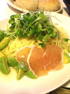 冷製パスタ☆アボカドの柚こしょうぺペロン-レシピのメイン写真