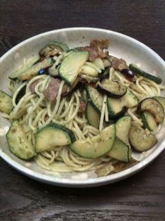ズッキーニとナスのバジルソースパスタ-レシピのメイン写真