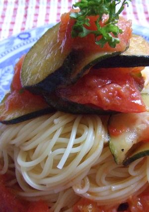 ラタトゥユ風トマトとズッキーニのパスタ-レシピのメイン写真