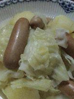 きゃべつとじゃがいもの満腹スープ-レシピのメイン写真