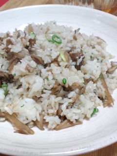 舞茸とささがきごぼうのチャーハン☆-レシピのメイン写真