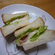下宿生応援レシピ!ベーコンレタスサンド