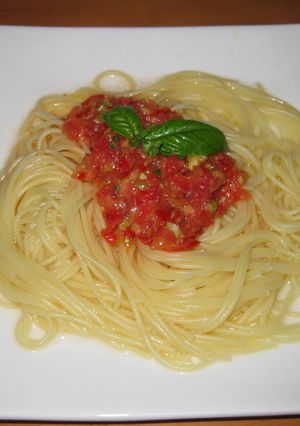 ＦＰで混ぜるだけ　トマトの冷製パスタ-レシピのメイン写真