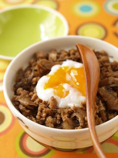 鶏の生姜照りそぼろ丼-レシピのメイン写真