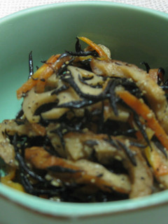 ごま風味ひじきの煮物-レシピのメイン写真