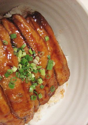 イワシの蒲焼丼　☆身はふんわり味さっぱり-レシピのメイン写真