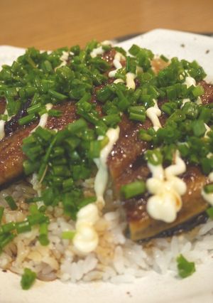 夏バテ予防に!!うなぎのネギマヨ丼-レシピのメイン写真