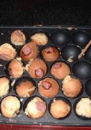 たこ焼き器でウィンナー入れておやつができたよ～♪-レシピのメイン写真