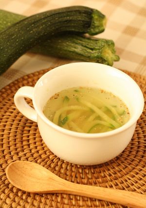 ズッキーニのやさしいスープ-レシピのメイン写真