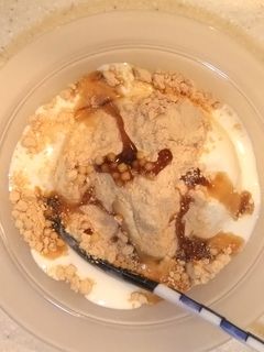 アイスクリームの黒蜜きな粉かけ-レシピのメイン写真