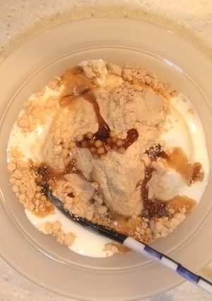 アイスクリームの黒蜜きな粉かけ-レシピのメイン写真