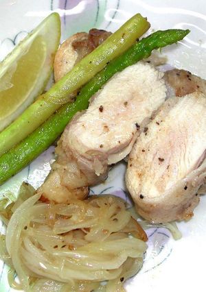 鶏胸肉の豚バラ巻きスパイシーレモン焼き-レシピのメイン写真