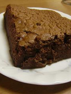 簡単♪しっとり18cm丸型チョコケーキ-レシピのメイン写真