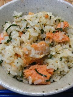 我が家の定番・鮭と大葉の炊き込みご飯-レシピのメイン写真