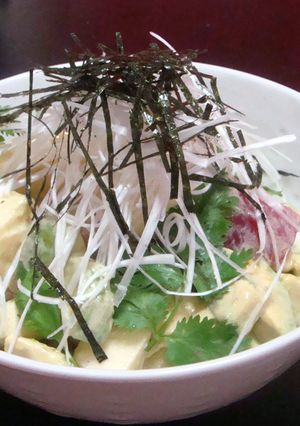 おうちカフェ♪鮪とアボカドのアジアンご飯-レシピのメイン写真