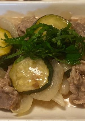 ズッキーニと豚肉の梅肉レンジ蒸し-レシピのメイン写真