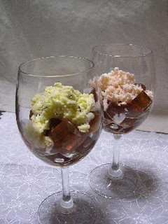 2色のアイスがのったコーヒー寒天-レシピのメイン写真