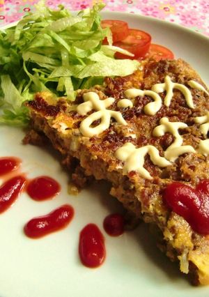 ウチのオープンオムレツ✿～ハンバーグ味～-レシピのメイン写真