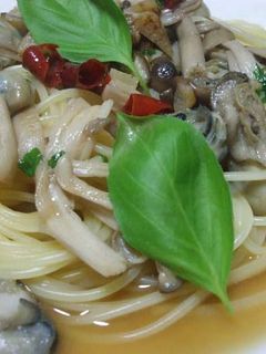 牡蠣とシメジのパスタ-レシピのメイン写真