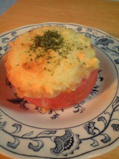 簡単ウマウマ♪トマトのまるごとグラタン-レシピのメイン写真